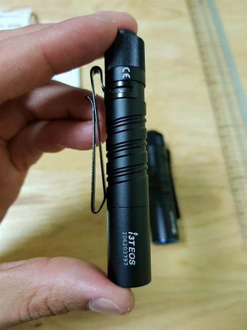 olight i3t eos 01.jpg